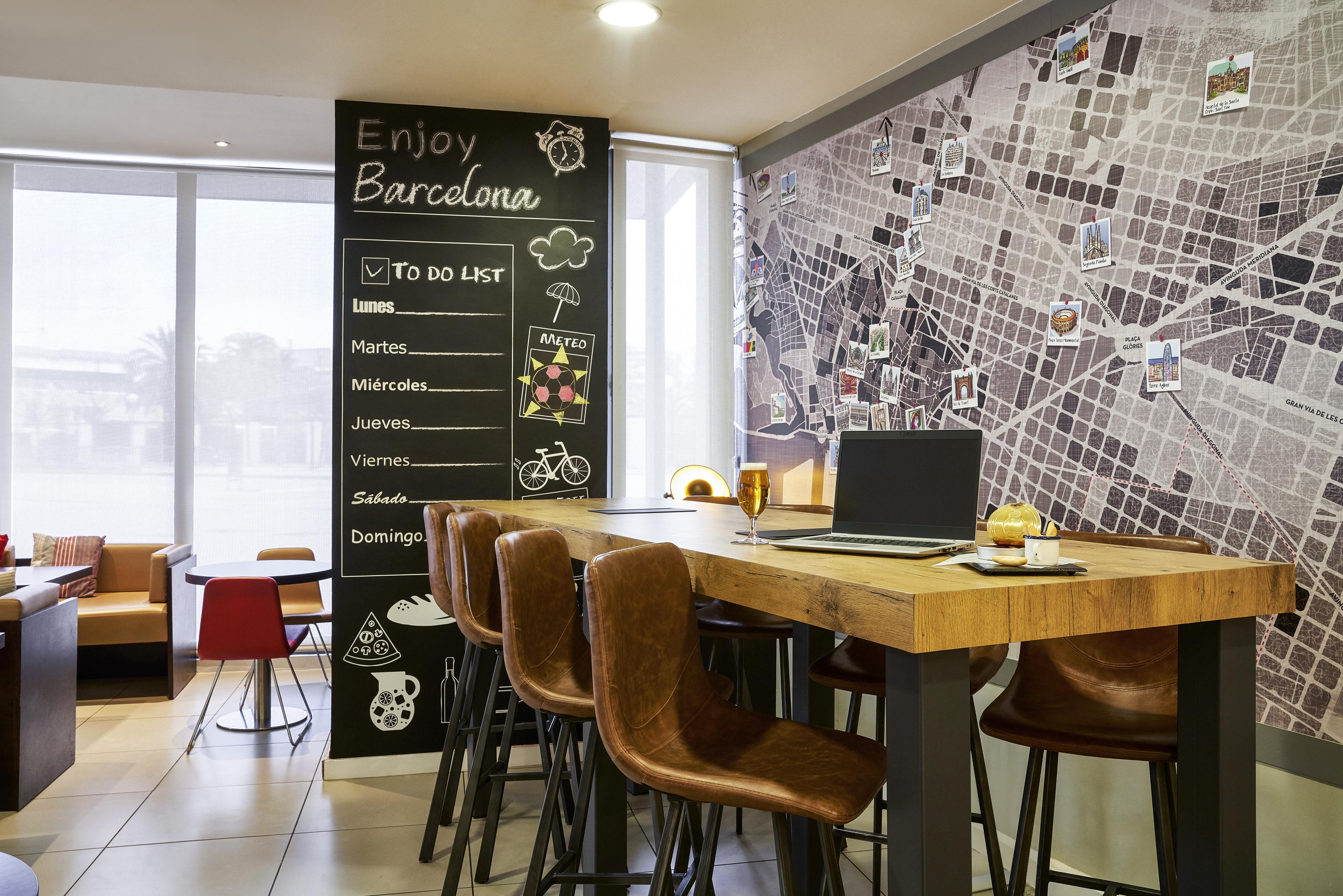 Ibis Meridiana Hotel 2*