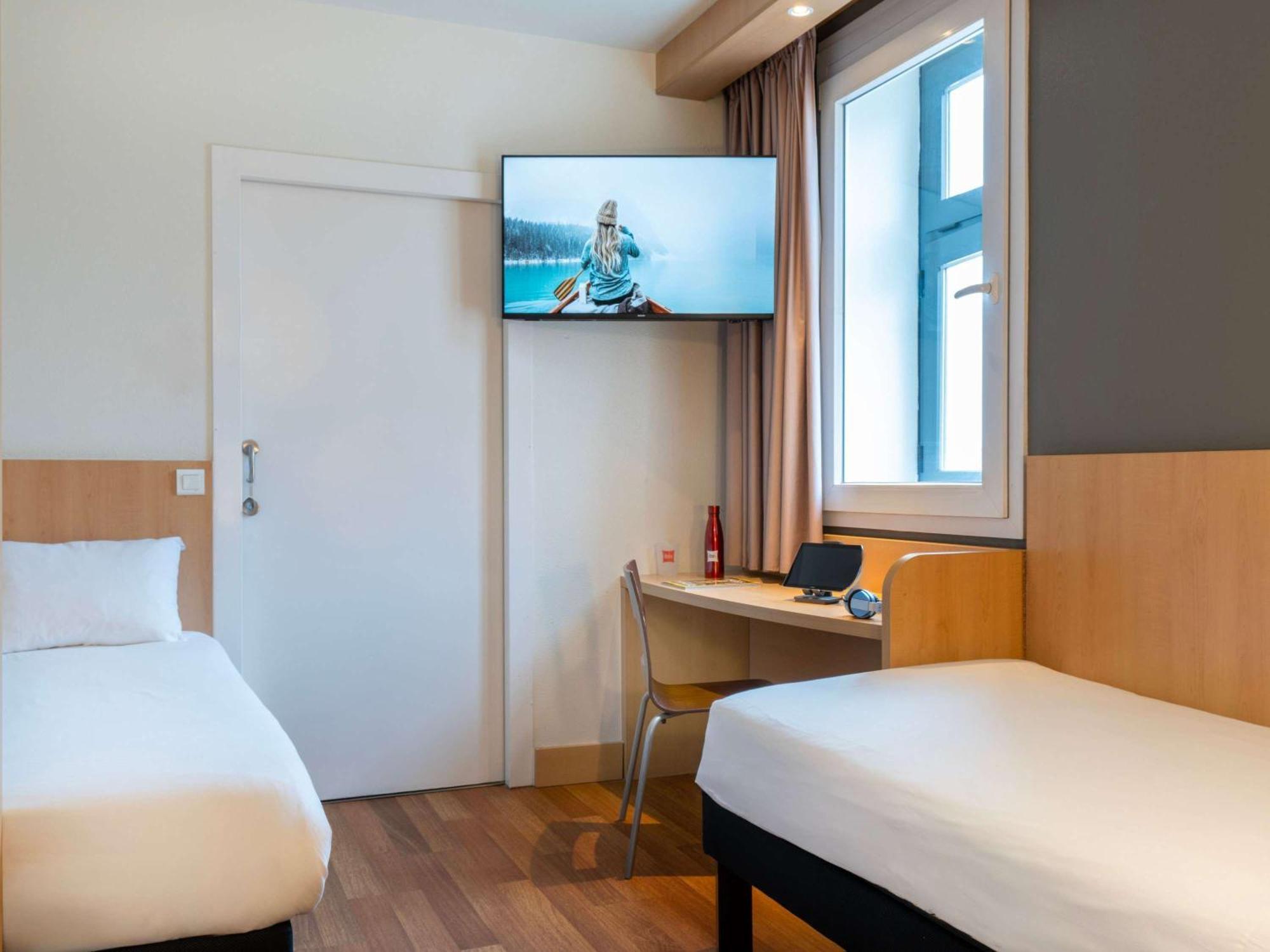 Ibis Meridiana Hotel 2*